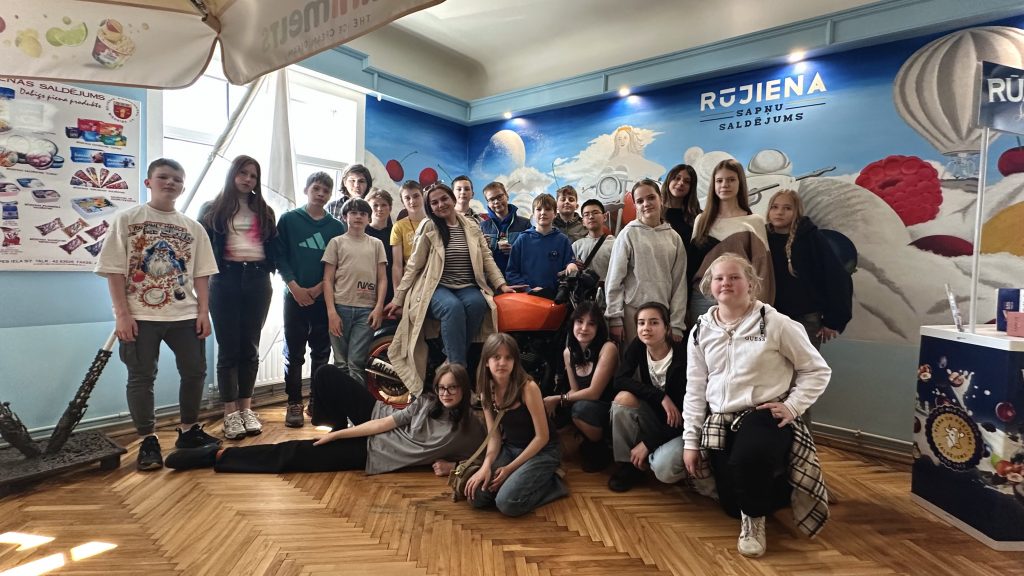 6.b klase Rūjienā, 2025.